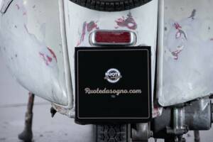 Immagine 43/50 di Piaggio Vespa 125 (1954)