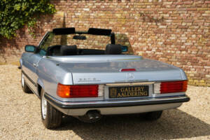 Bild 12/50 von Mercedes-Benz 280 SL (1984)