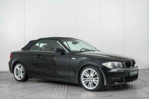Image 5/19 of BMW 120i (2008)