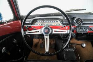 Image 8/50 of Volvo P 123 GT (1968)