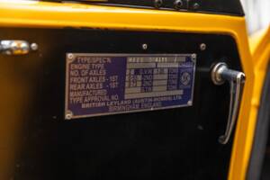 Image 48/50 of Morris Minor Van (1971)