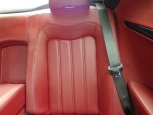 Image 68/99 of Maserati GranTurismo 4.2 (2008)