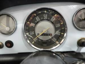 Bild 8/15 von Volkswagen Karmann Ghia 1600 (1969)