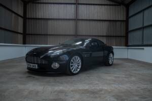 Image 16/50 de Aston Martin V12 Vanquish (2004)
