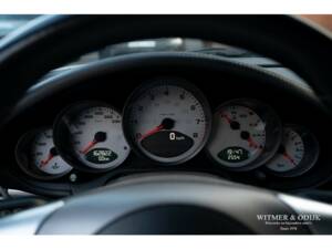 Afbeelding 32/45 van Porsche 911 Carrera 4S (2006)