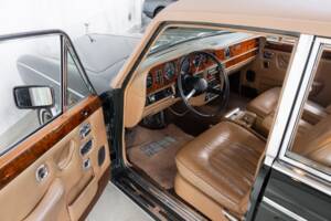Immagine 7/32 di Rolls-Royce Silver Wraith II (1979)