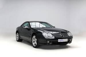 Imagen 4/38 de Mercedes-Benz SL 350 (2003)