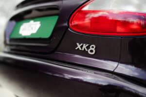 Image 13/42 of Jaguar XK8 4.0 (1999)