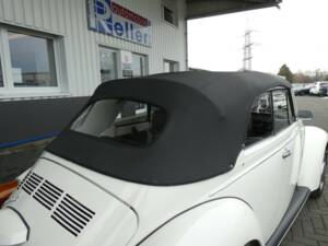 Immagine 20/22 di Volkswagen Käfer 1303 (1979)