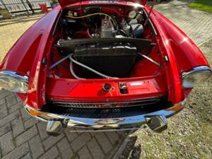 Bild 18/19 von MG MGB (1971)