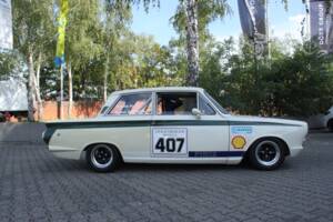 Image 3/27 of Ford Lotus Cortina (1964)