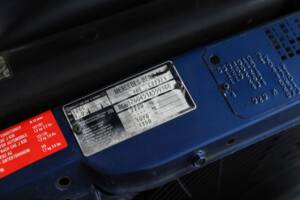 Image 33/39 of Mercedes-Benz 560 SEC (1990)