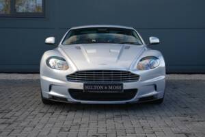 Immagine 7/50 di Aston Martin DBS (2011)