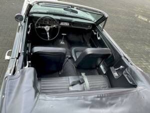 Image 17/36 of Ford Mustang GT (1966)