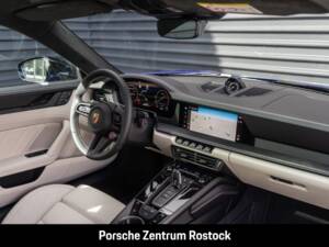 Image 27/35 de Porsche 911 Carrera GTS (2026)