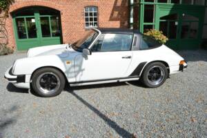 Bild 2/15 von Porsche 911 Carrera 3.2 (1986)