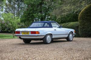 Afbeelding 38/50 van Mercedes-Benz 300 SL (1989)