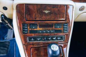 Image 20/24 of Bentley Arnage Red Label (2000)