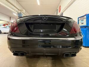 Immagine 17/19 di Mercedes-Benz CL 600 (2006)