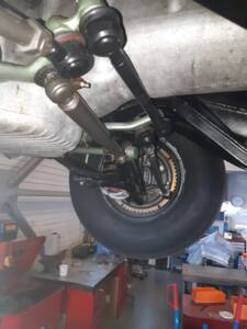 Image 41/46 of Peugeot 404 Coupé (1967)