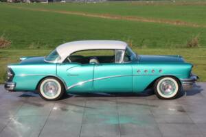 Image 4/50 of Buick 60 Century Riviera (1955)