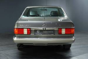Image 4/30 of Mercedes-Benz 560 SEC (1988)