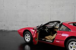 Bild 15/50 von Ferrari 308 GTS (1979)