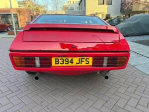 Image 6/8 of Lotus Eclat (1985)