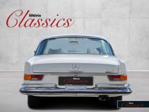 Image 6/29 de Mercedes-Benz 280 SE 3,5 (1971)