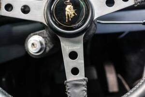 Afbeelding 25/32 van Lamborghini Espada 400 GT (1976)