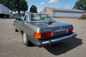 Image 13/36 de Mercedes-Benz 560 SL (1986)