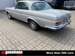 Image 7/15 de Mercedes-Benz 280 SE 3,5 (1970)