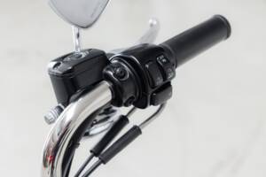 Image 11/34 of Harley-Davidson DUMMY (2002)