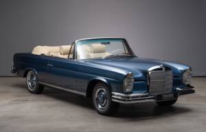 Bild 4/34 von Mercedes-Benz 250 SE (1966)