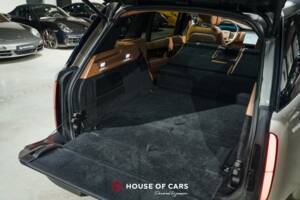 Image 13/25 of Land Rover Range Rover D350 (2022)