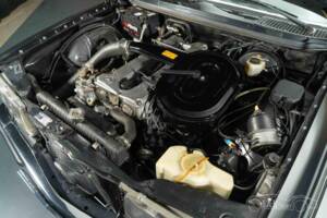 Immagine 5/19 di Mercedes-Benz 280 CE (1977)