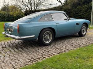 Afbeelding 12/30 van Aston Martin DB 4 (1959)