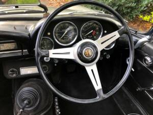 Imagen 19/50 de Alfa Romeo 2600 Spider (1964)