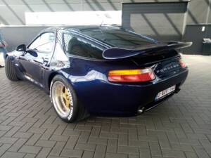 Image 6/8 of Porsche 928 S4 (1988)