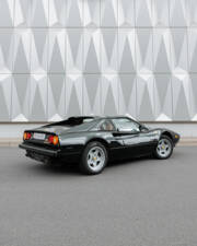Bild 1/54 von Ferrari 308 GTSi Quattrovalvole (1985)