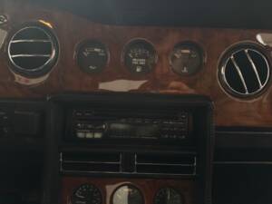 Image 24/37 of Bentley Turbo R (1989)