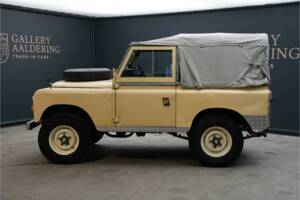 Image 2/50 of Land Rover 88 Lightweight (1973)