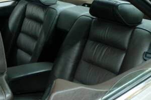 Image 43/50 of Mercedes-Benz 420 SEC (1989)
