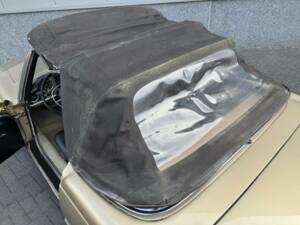 Image 28/49 of Mercedes-Benz 280 SL (1971)