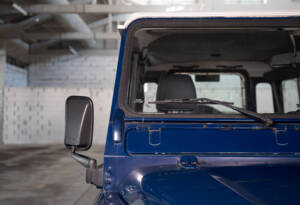 Image 12/86 de Land Rover Defender 110 Td5 (1999)