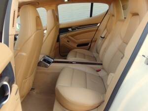 Bild 68/99 von Porsche Panamera Turbo (2009)