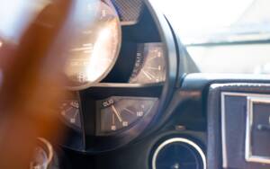 Image 39/50 de Alfa Romeo Montreal (1971)