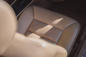 Imagen 23/41 de Mercedes-Benz E 220 (1995)