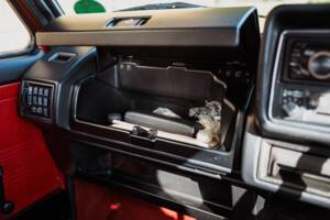 Immagine 17/50 di Volkswagen Golf I GL (1982)