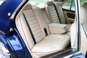 Bild 20/25 von Bentley Turbo R (1996)